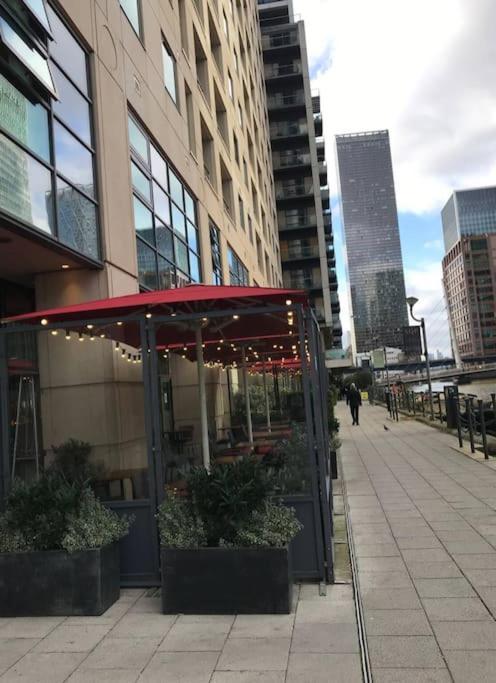 1 Bedroom Flat With Free Parking London Exterior photo