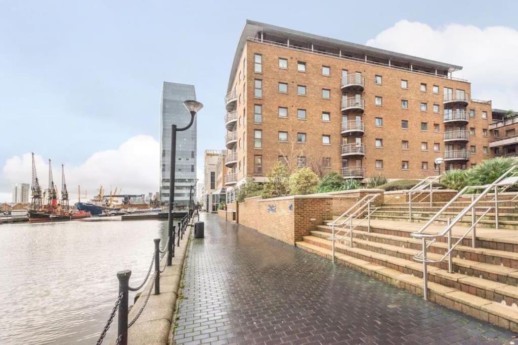 1 Bedroom Flat With Free Parking London Exterior photo